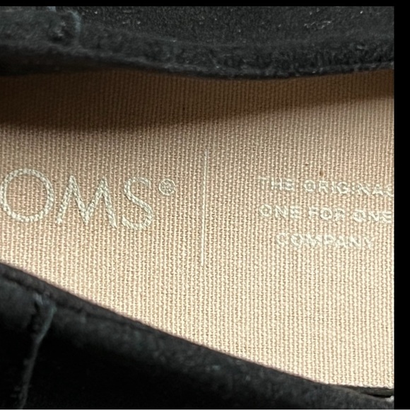 Tom’s Black Slip-on Loafers Size 6.5 - Picture 6 of 8